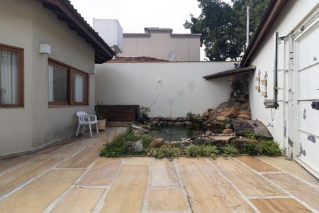 Quintal  de casa para alugar com 5 quartos, 280m² em Cursino, São Paulo
