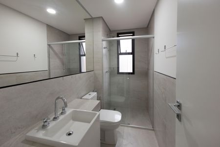 Apartamento para alugar com 82m², 2 quartos e 2 vagasBanheiro Social