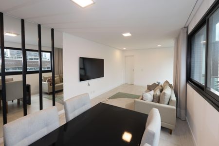 Apartamento para alugar com 82m², 2 quartos e 2 vagasSala