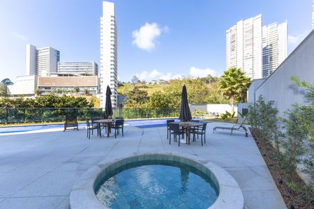 Apartamento para alugar com 82m², 2 quartos e 2 vagasÁrea comum - Piscina