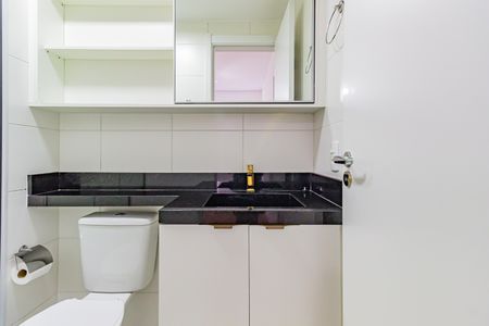 Apartamento à venda com 31m², 1 quarto e sem vaga Apartamento à venda com 31m², 1 quarto e sem vagaBanheiro da Suíte