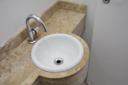 Casa de condomínio para alugar com 125m², 3 quartos e 2 vagasLavabo