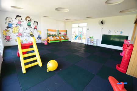 Casa de condomínio para alugar com 125m², 3 quartos e 2 vagasBrinquedoteca