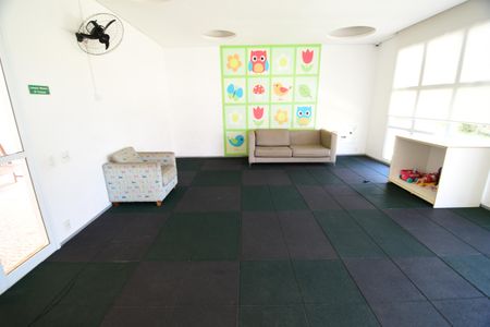 Casa de condomínio para alugar com 125m², 3 quartos e 2 vagasBrinquedoteca