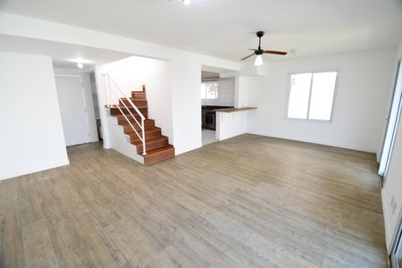 Sala de casa de condomínio para alugar com 3 quartos, 125m² em Jardim Myrian Moreira da Costa, Campinas