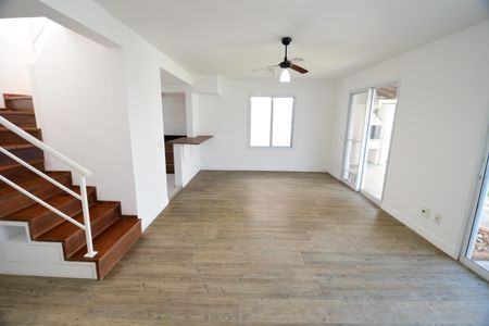 Casa de condomínio para alugar com 125m², 3 quartos e 2 vagasSala