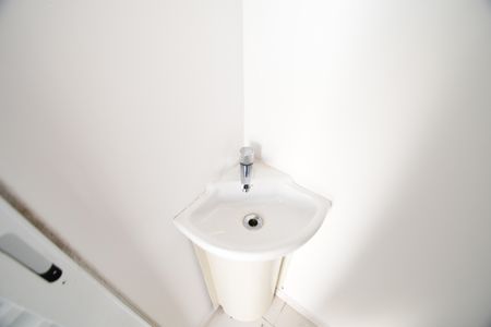 Casa de condomínio para alugar com 125m², 3 quartos e 2 vagasBanheiro de serviço