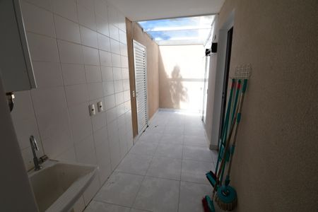 Casa de condomínio para alugar com 125m², 3 quartos e 2 vagasÁrea de Serviço