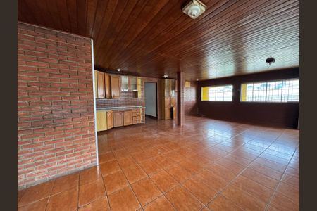 Casa à venda com 80m², 4 quartos e 2 vagasSala/Cozinha