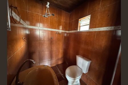 Banheiro 1 de casa à venda com 4 quartos, 80m² em Veloso, Osasco