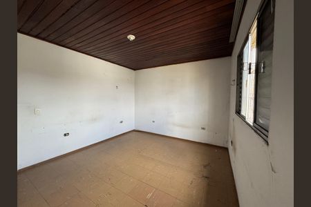 Casa à venda com 80m², 4 quartos e 2 vagasQuarto 3