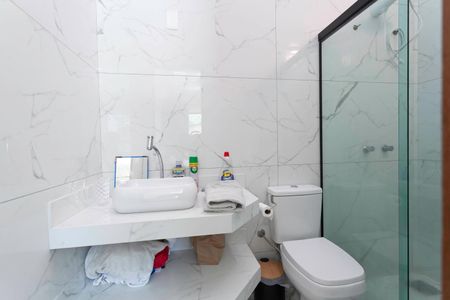 Casa para alugar com 170m², 4 quartos e 3 vagasBanheiro da suíte 2