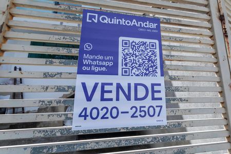 Casa para alugar com 170m², 4 quartos e 3 vagasFachada