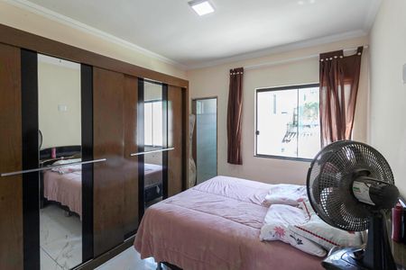 Casa para alugar com 170m², 4 quartos e 3 vagasSuíte 1