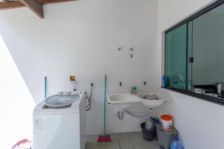 Casa para alugar com 170m², 4 quartos e 3 vagasÁrea de serviço 