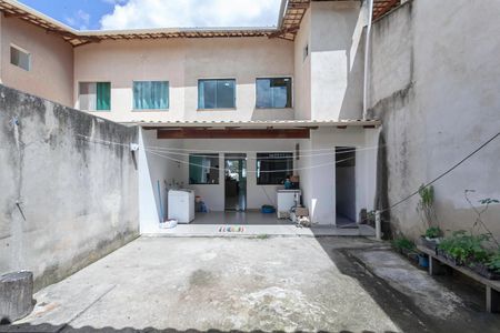 Casa para alugar com 170m², 4 quartos e 3 vagasQuintal