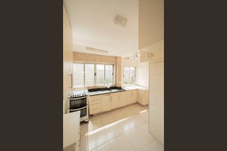 Apartamento à venda com 64m², 2 quartos e 1 vagaCozinha