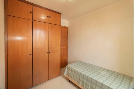 Apartamento à venda com 64m², 2 quartos e 1 vagaQuarto 2