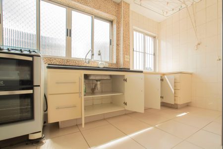 Apartamento à venda com 64m², 2 quartos e 1 vagaCozinha