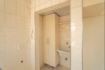 Apartamento à venda com 64m², 2 quartos e 1 vagaÁrea de Serviço