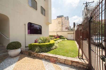 Apartamento à venda com 64m², 2 quartos e 1 vagaHall de entrada