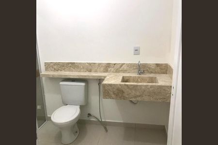 Apartamento à venda com 130m², 4 quartos e sem vagaBanheiro