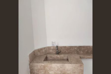 Apartamento à venda com 130m², 4 quartos e sem vagaBanheiro