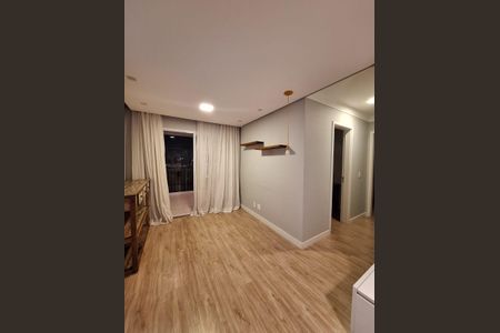 Sala de apartamento para alugar com 2 quartos, 59m² em Vila Anastácio, São Paulo