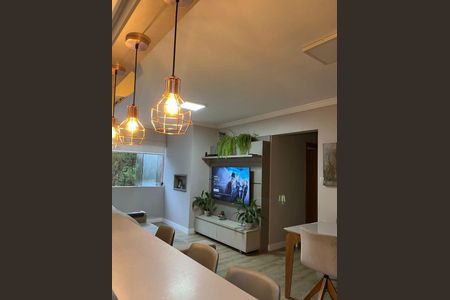 Sala de apartamento para alugar com 3 quartos, 54m² em Nonoai, Porto Alegre