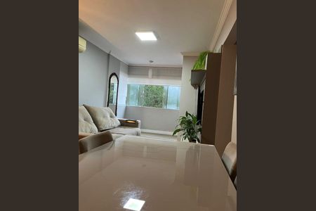 Sala de apartamento para alugar com 3 quartos, 54m² em Nonoai, Porto Alegre