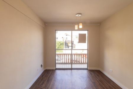 Apartamento para alugar com 72m², 3 quartos e 1 vaga Apartamento para alugar com 72m², 3 quartos e 1 vaga Sala