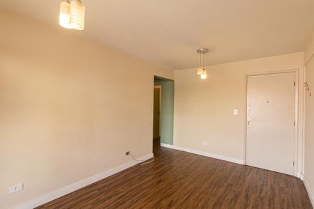 Apartamento para alugar com 72m², 3 quartos e 1 vaga Apartamento para alugar com 72m², 3 quartos e 1 vaga Sala