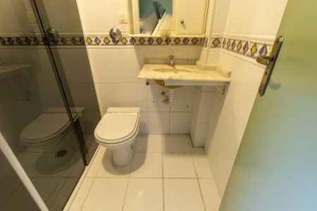 Apartamento para alugar com 72m², 3 quartos e 1 vaga Apartamento para alugar com 72m², 3 quartos e 1 vagaBanheiro Social