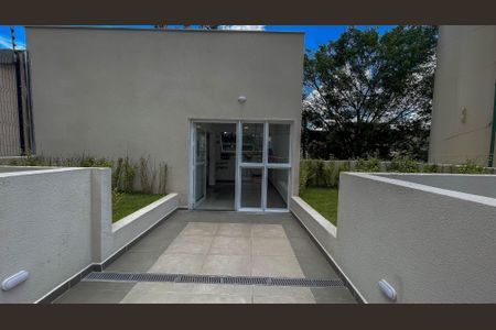 Apartamento para alugar com 32m², 2 quartos e sem vaga Apartamento para alugar com 32m², 2 quartos e sem vagaÁrea Comum