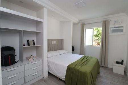 Quarto de kitnet/studio para alugar com 1 quarto, 27m² em Itapuã, Salvador