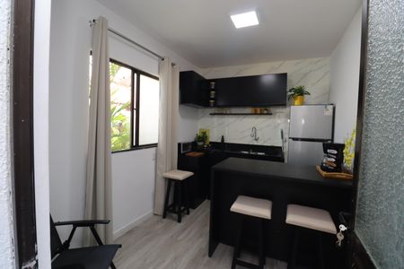 Studio de kitnet/studio para alugar com 1 quarto, 27m² em Itapuã, Salvador