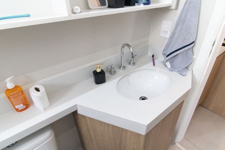 Apartamento à venda com 33m², 2 quartos e sem vagaBanheiro 