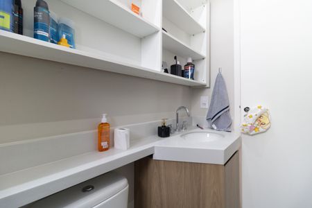 Apartamento à venda com 33m², 2 quartos e sem vagaBanheiro 