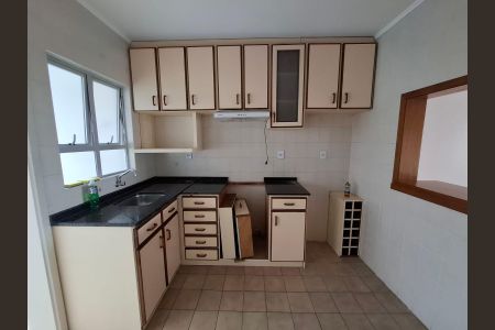 Cozinha  de apartamento à venda com 2 quartos, 80m² em Morro do Espelho, São Leopoldo