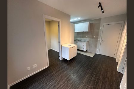 Sala de apartamento à venda com 2 quartos, 52m² em Jardim São Luís, São Paulo