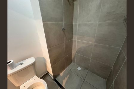 Apartamento à venda com 52m², 2 quartos e sem vaga Apartamento à venda com 52m², 2 quartos e sem vagaBanheiro social