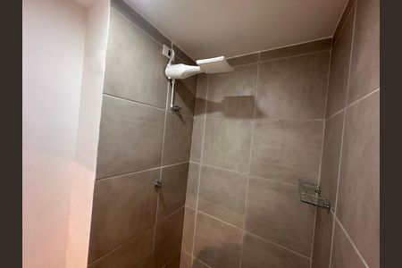 Apartamento à venda com 52m², 2 quartos e sem vaga Apartamento à venda com 52m², 2 quartos e sem vagaBanheiro social