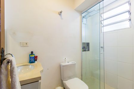 Casa à venda com 270m², 4 quartos e 2 vagas Casa à venda com 270m², 4 quartos e 2 vagasBanheiro - Suíte