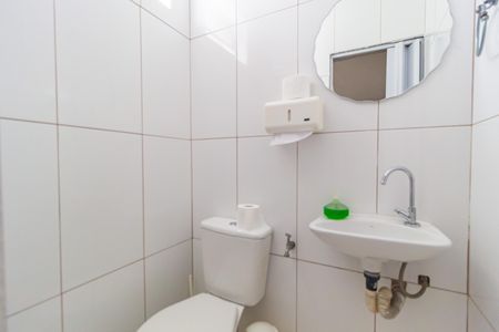 Casa à venda com 270m², 4 quartos e 2 vagas Casa à venda com 270m², 4 quartos e 2 vagasLavabo 2