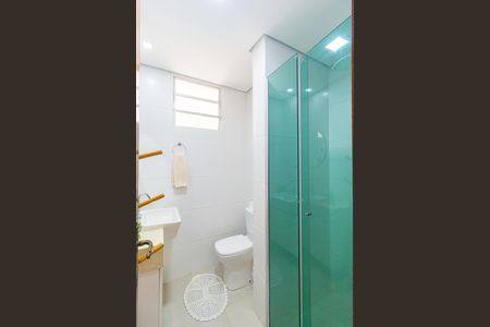 Casa à venda com 270m², 4 quartos e 2 vagas Casa à venda com 270m², 4 quartos e 2 vagasBanheiro 1