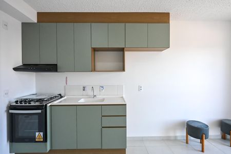 Cozinha de apartamento para alugar com 1 quarto, 27m² em Morumbi, São Paulo