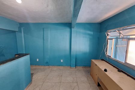 Casa para alugar com 2 quartos, 70m² em Pantanal, Duque de Caxias