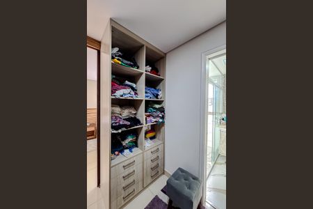 Apartamento para alugar com 178m², 3 quartos e 3 vagasCloset da suíte 1