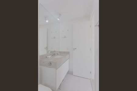 Apartamento para alugar com 48m², 1 quarto e 1 vaga Apartamento para alugar com 48m², 1 quarto e 1 vagaBanheiro da Suíte