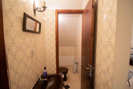 Casa para alugar com 173m², 3 quartos e 2 vagas Casa para alugar com 173m², 3 quartos e 2 vagasLAVABO